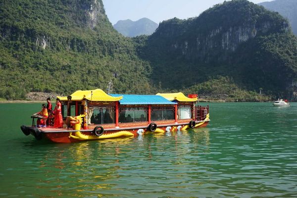 香港进源集团-广西第一湾国际旅游股份有限公司简介(图1)