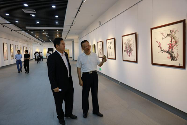 共享家园——深圳市宝安区庆“五一”社区书画优秀作品邀请展在宝安区图书馆开幕(图4)