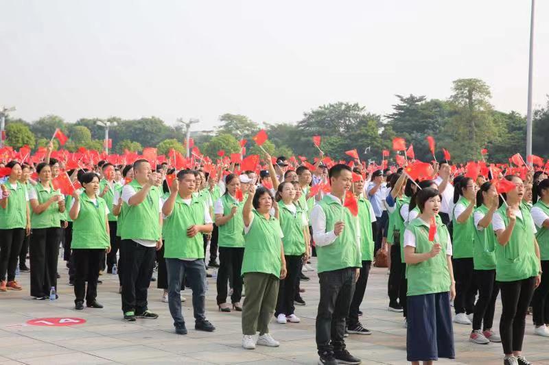  东莞高埗万人高歌颂祖国，礼MV将于国庆前首发(图6)