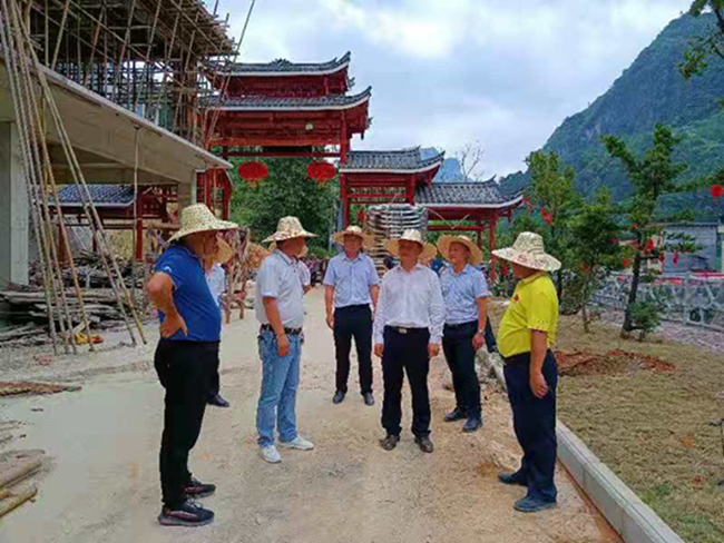 河池市政协副主席、东兰县委书记黄贤昌到香河漂流景区检查指导工作(图6)